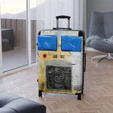 Load image into Gallery viewer, Burford Diesel RETRO SEMI MURAL Suitcase